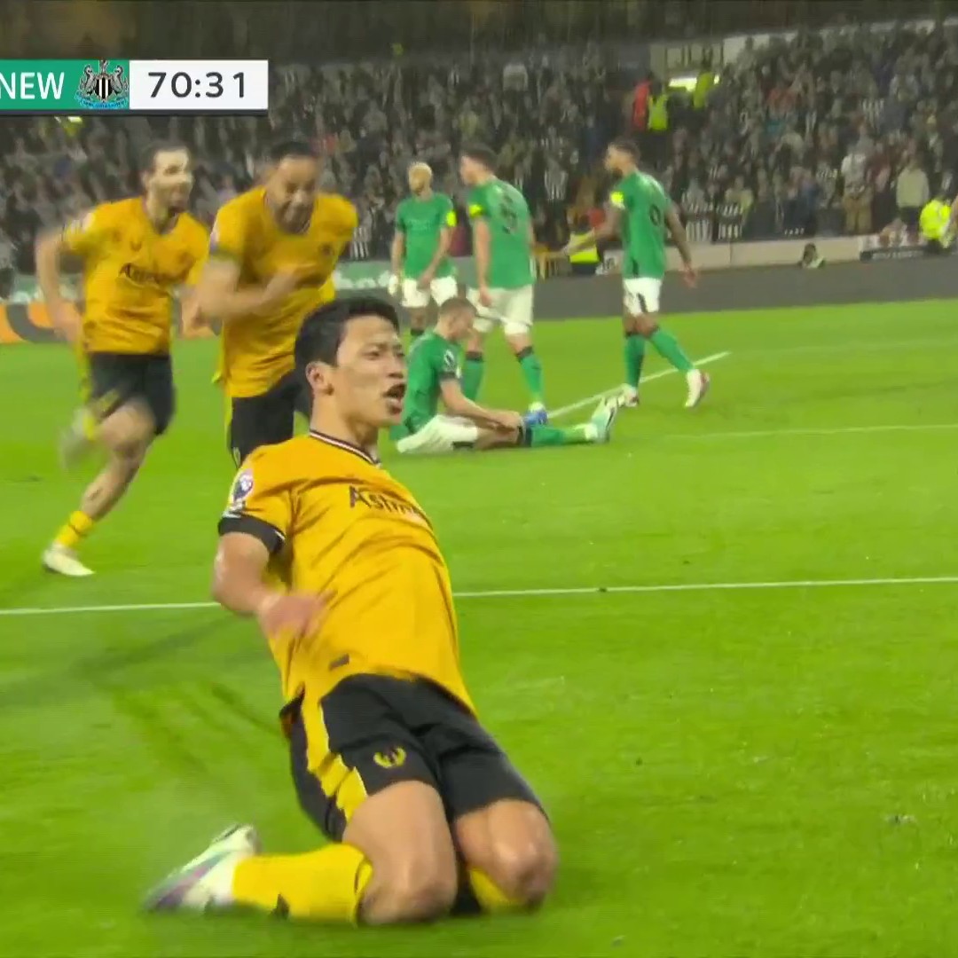 Hwang Hee-Chan sits the defender down and scores!📺 @NBC & @peacock