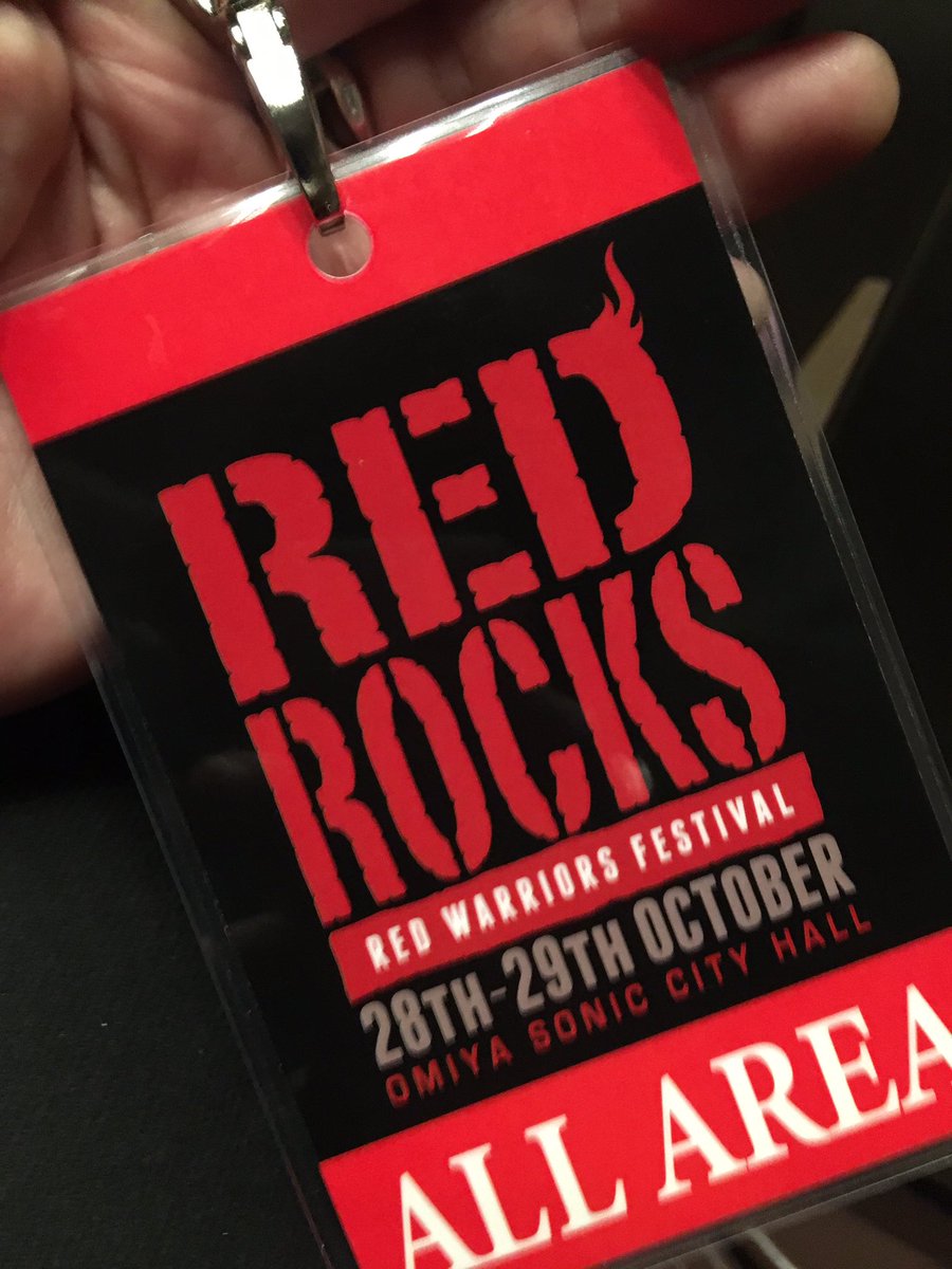 Providence_JPN's tweet image. 本日はレッドウォーリアーズが
オーガナイズしたフェス
RED ROCKに来ました。
80'sROCKシーンを盛り上げたバンド達が集結
PROVIDENCEはshakeをサポートしてます。
#レッドウォーリアーズ #REDWARRIORS #REDROCK #shake