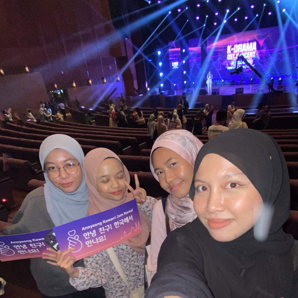 the k-ost concert was lit! 
#AnnyeongKawan #KTO_Malaysia #KoreaTravelFest2023 #VisitKoreaYear #VisitKoreaYear2023 #RideTheKoreanWave