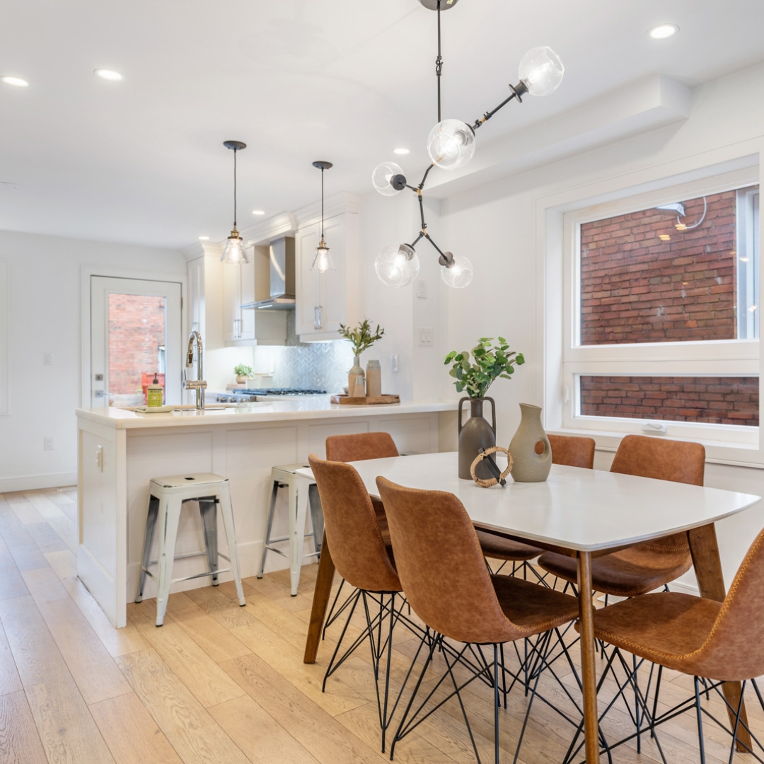RealWiller's tweet photo. 362 McRoberts Ave! Join us for the open house this weekend and explore the heart of this stunning home. 🏡 📅 Sat &amp; Sun, Oct 28 &amp; 29, 2-4 PM. Questions? 📲 416-948-1342 #CaledoniaFairbank #OpenHouse #TorontoRealEstate #Toronto #RealEstateToronto 
https://t.co/WMzrEN8bCs https://t.co/hEeKZmGqOX