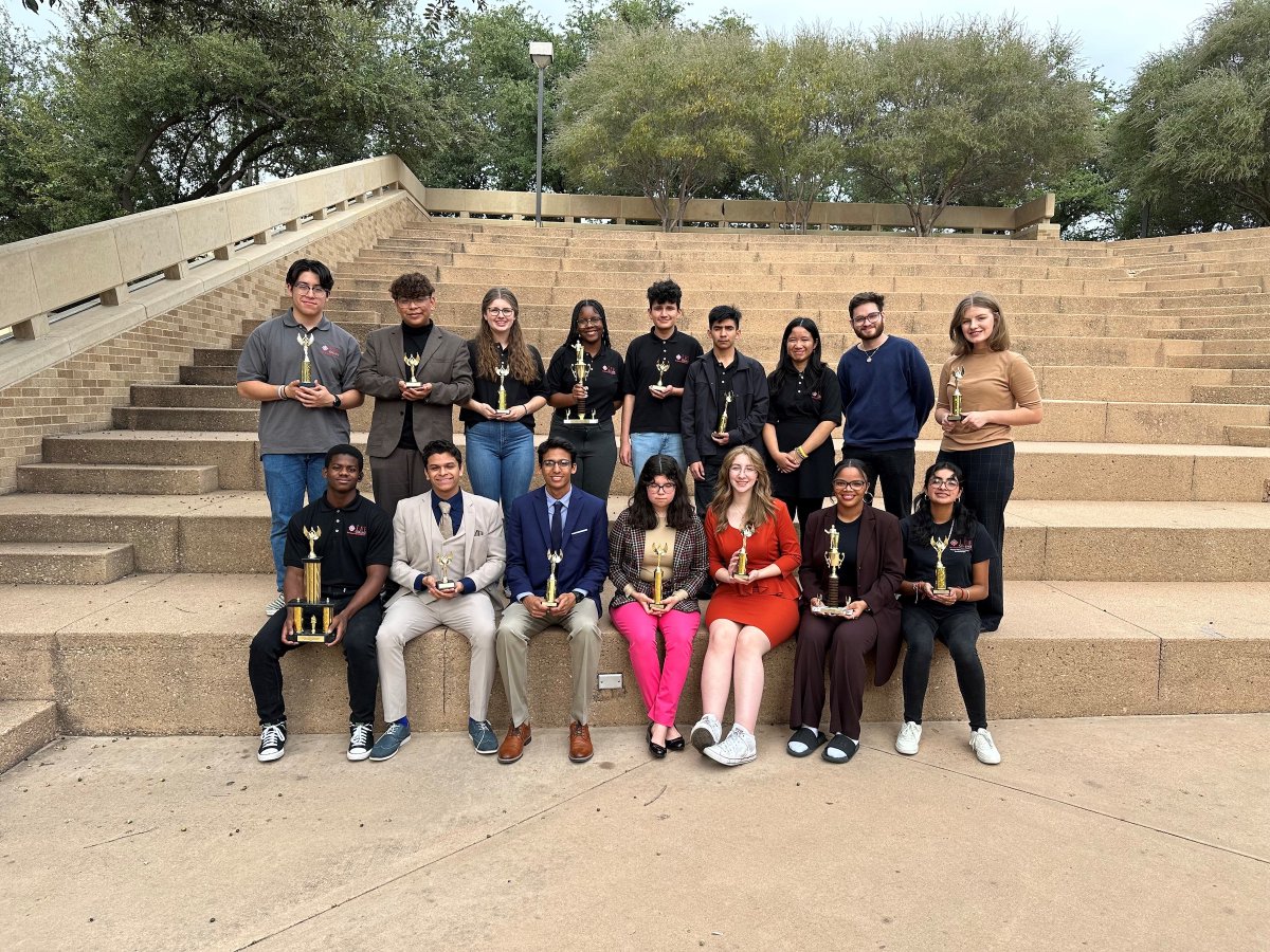 Students concurrently enrolled in dual credit programs at Impact Early College High School and Lee College made a strong impression during their debut debate tournament appearance of the season. Read the full story at gccisd.net/page/article/3… #gcGIANTS #WeArePublicEducation