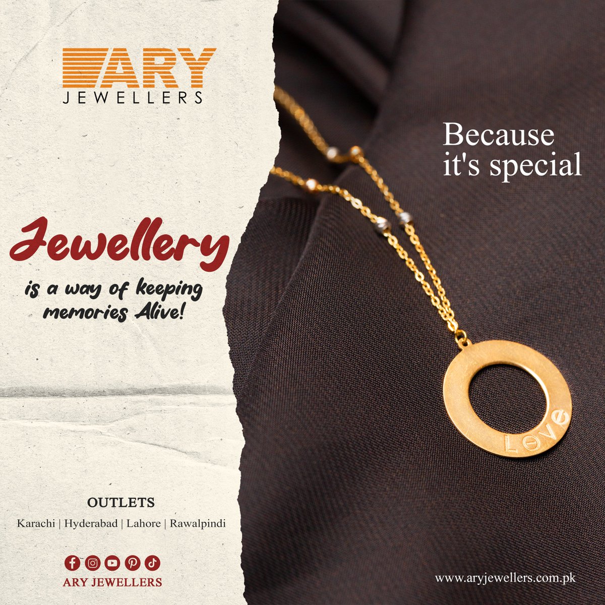 ARYJewellers's tweet photo. The Love Pendant on a Delicate Chain – The Perfect Gift for Her
Visit your nearest ARY Jewellers Outlets!
Karachi | Hyderabad | Lahore | Rawalpindi
#ARYJewellers #Jewellery #Gifts #gold #pendants  #goldchain https://t.co/w4UnUenpYe