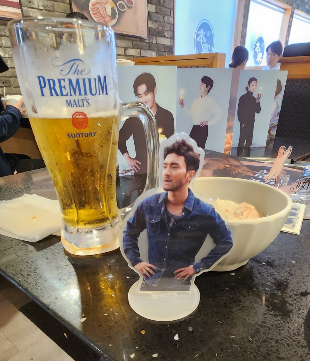 hime0312's tweet photo. 今日はELF会に参加してきました～💙
初めての方やお久しぶりの方ととても中身の濃い時間を過ごして来ました～🎶
また、近いうちにお会い出来る事を願いま～す😊
お写真お借りしてすみません。
#新大久保
#ボンガ
#NAMCHINI 82cafe https://t.co/nDjjgeqrnM