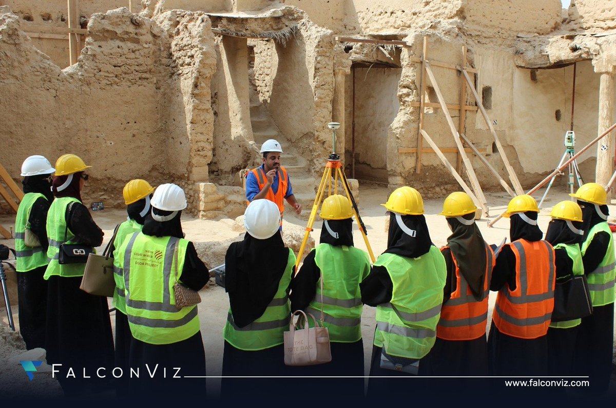 FalconViz's tweet photo. Field application in Diriyah for the skills & applications course for tourism entitled "Architecture Survey".
We made introductory tour of some of the existing excavations & methods of preserving antiquities.
#UrworldDigitized https://t.co/fMwYiAtDRs