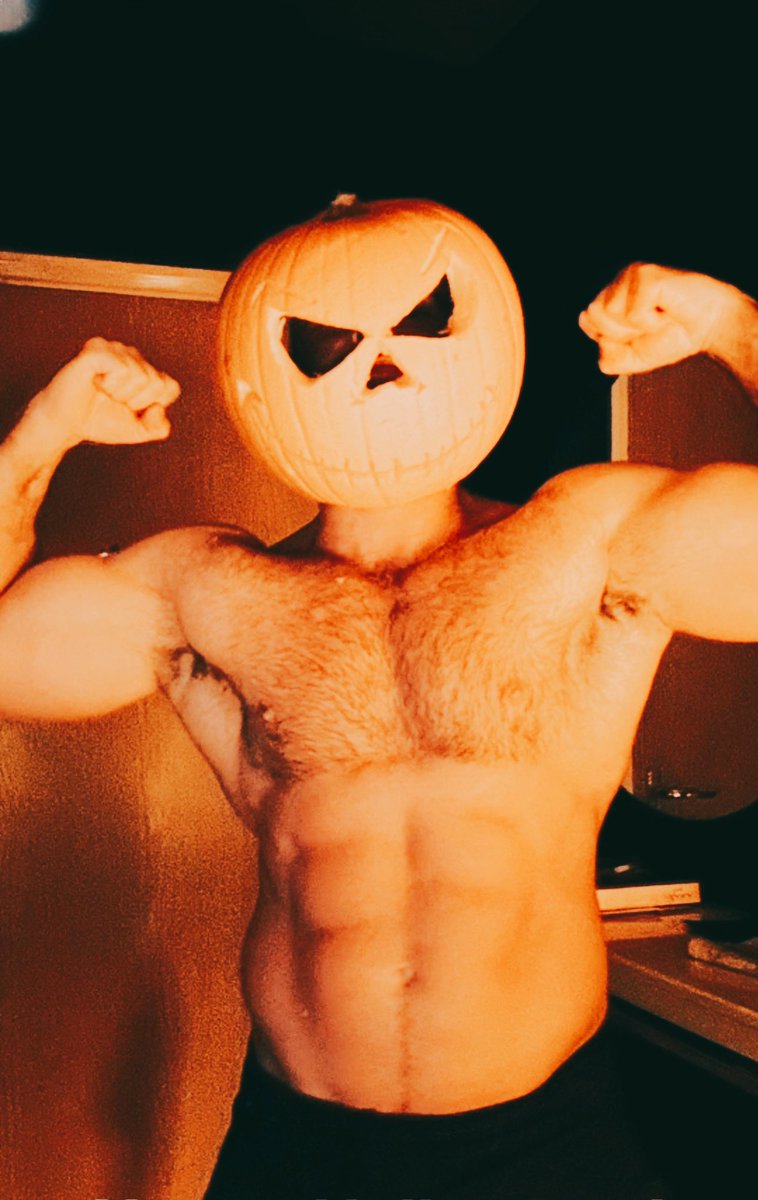 𝑯𝑨𝑷𝑷𝒀 𝑯𝑨𝑳𝑳𝑶𝑾𝑬𝑬𝑵