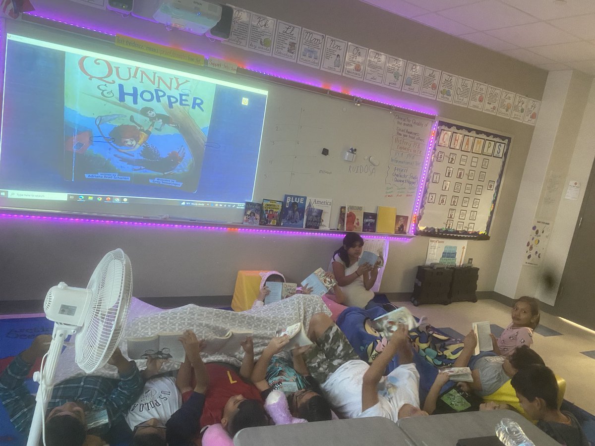 Cozying up reading Quinny &amp; Hopper on pajama day! <a href="/MaeSmythe/">Mae Smythe Elementary</a> #itsagreatdaytobeamustang #redribbonweek2023