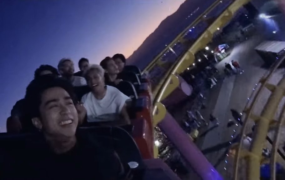 Ichika_Kenjie's tweet photo. sumakay na ang Kenken ng rides 🤧 https://t.co/jnOp57XFwP