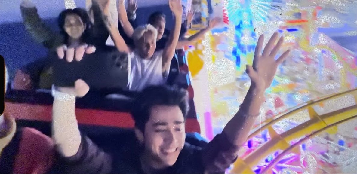 Ichika_Kenjie's tweet photo. sumakay na ang Kenken ng rides 🤧 https://t.co/jnOp57XFwP
