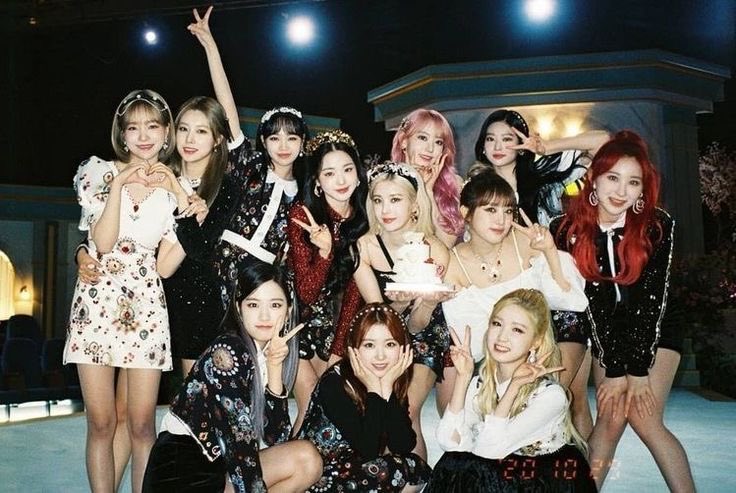 mingkigen's tweet photo. happy 5 years 🫶

#영원히_지지않을_아이즈원의_5주년
#EYE5_ON_IZONE https://t.co/Wbi5cU7hdO