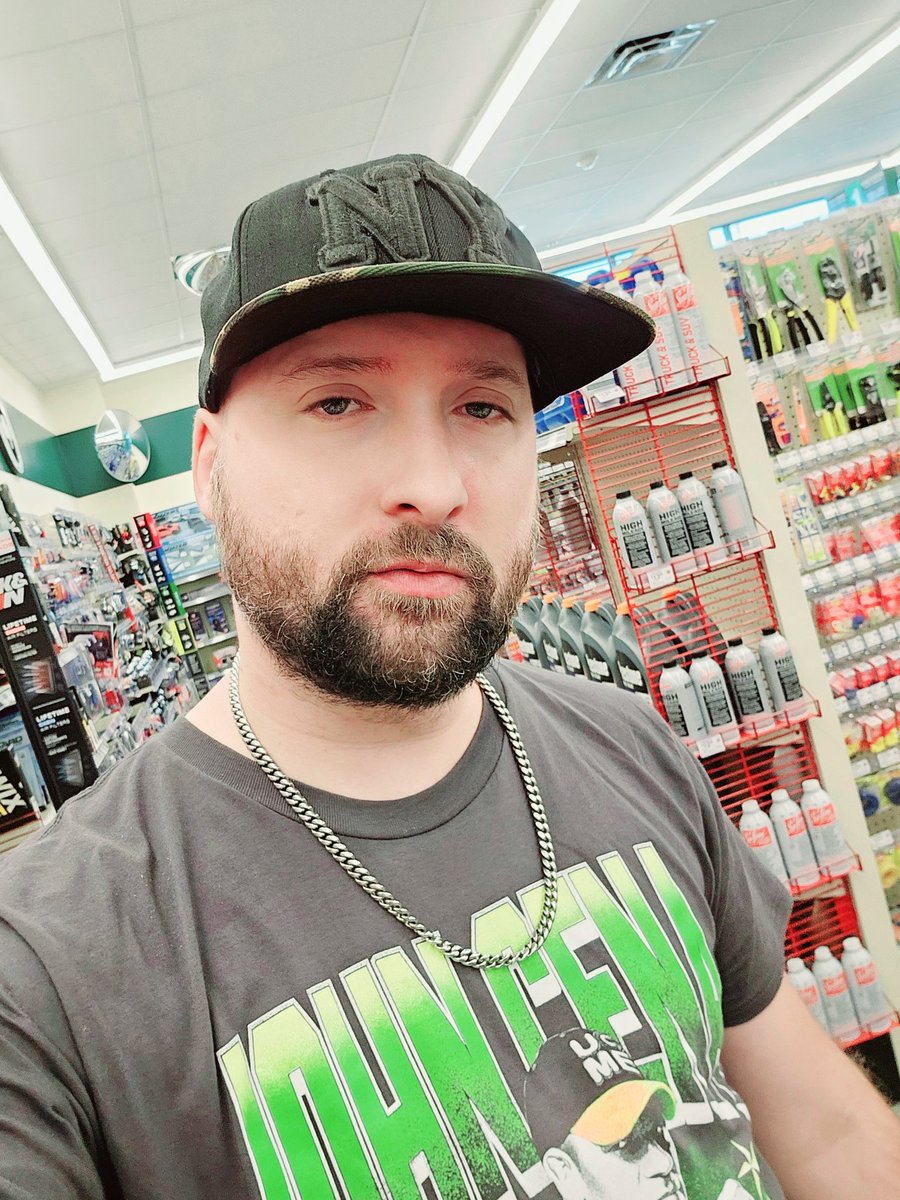 SeanzviewEnt88's tweet photo. I want to #ThankYou my 135,000 #YouTube subscribers. I'm so lucky and thankful for all of you! You make #Seanzviewent what it is! #ElonMusk #TikTokAwardsTH2023 #starlinkforgaza #BritneySpears #PAKvsSA #WWECrownJewel #WWEHamburg #SmackDown https://t.co/3dQe8Z1RnS