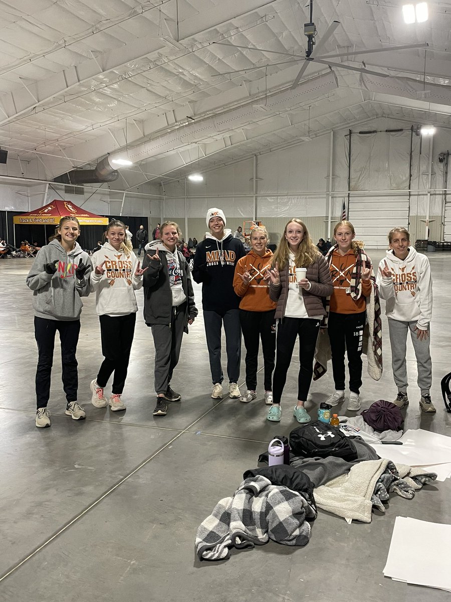 Mead XC & Track tweet media