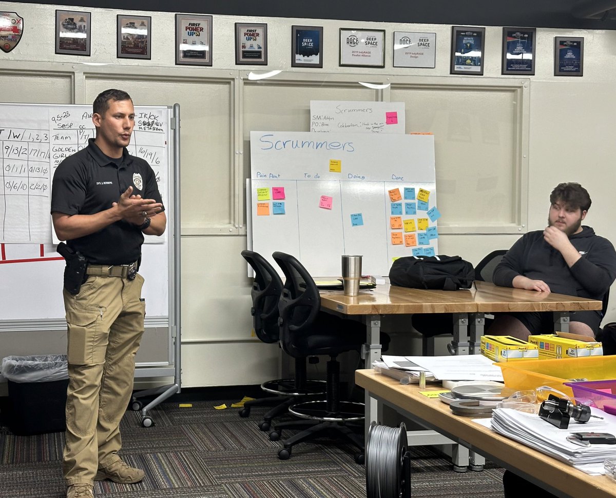 Mark Buckner tweet media