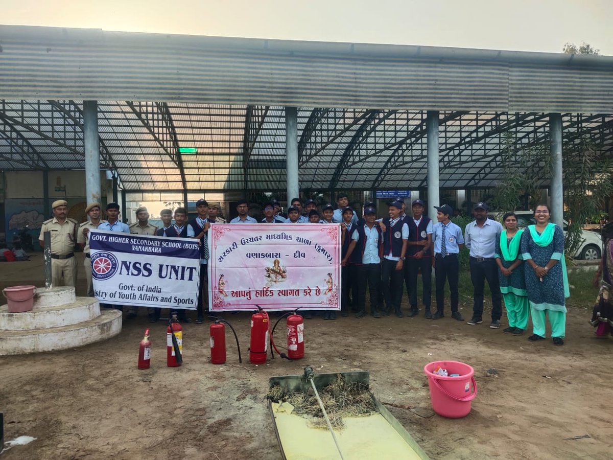 nssghssbvanakba's tweet image. NSS unit GHSS (B) Vanakbara Today An Awareness Program about #FireSafety was organized by Fire Department, Diu 
#firesafety 
#nssunit