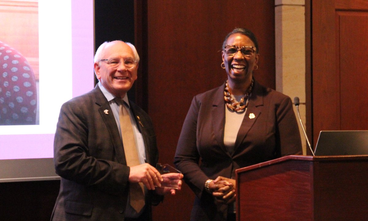 ENERGY's tweet image. This week, our very own Dr. Henry McKoy joined state and local leaders to celebrate @NASCSP’s Weatherization Day.

Thank you to @SenJackReed, @RepMarcyKaptur, and @RepPaulTonko for coming out to support the energy saving and job creating potential of home weatherization programs.