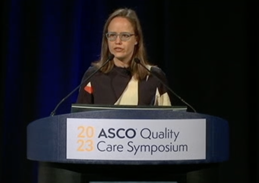 Dr @crisbergerot presents '#Telehealth-based, #GeriatricAssessment-guided supportive care interventions (GAIN-S) for older adults with advanced cancer: A randomized clinical trial in Brazil.' #ASCOQLTY23 #gerionc This study found ⬆️physical function, depression symptoms, & QOL