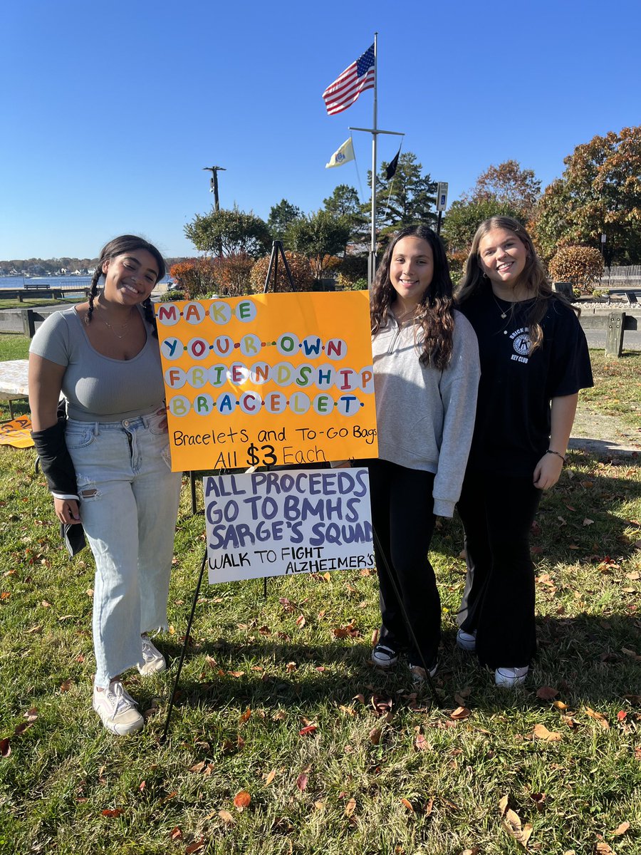 TarnowskiStang's tweet photo. Get to Windward Beach today after 1pm for Fall Fest at support our @BMKeyClub efforts to raise more money for @BrickMemorialHS Sarge’s Squad and the Walk to Fight Alzheimer’s! @AlzheimerNJ https://t.co/xZ5ZyMYz4E