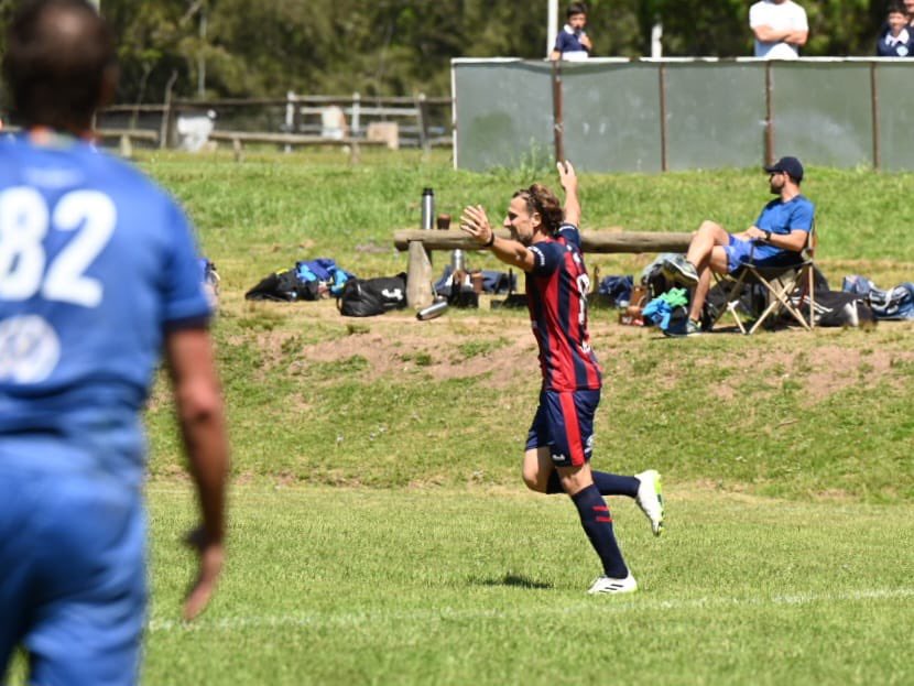 LUD_Oficial's tweet photo. ¡ᴄᴀᴍᴘᴇᴏɴᴇꜱ! ⚽️🏆🎉

La Divisional “A” de la categoría Más 40 del #futbol de la @LUD_Oficial tiene dueño y es @OBC_Futbol, que goleó 4-0 a @OCCFutbol y levantó la copa 👏🏼👏🏼

¡Felicitaciones muchachos!

#SomosLaLiga https://t.co/yDfw85uQj0