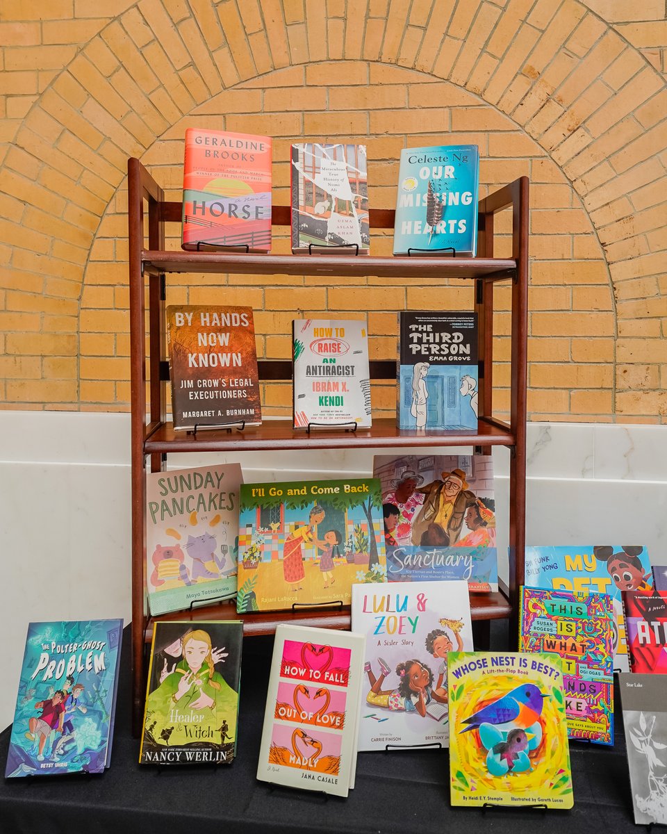 CindyFriedmanMA's tweet photo. This week, I had the chance to present district winners and honorees of the Massachusetts Book Awards with my House colleagues. Many congratulations to all the winners from the 4th Middlesex, including @MalindaLo who gave a powerful speech in opposition to the rise in book bans. https://t.co/cntuCyN019