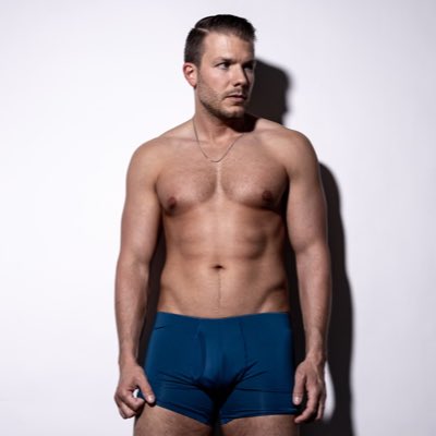 #NewProfilePic https://t.co/jFkBt9DYQu<a href="/tag/newprofilepic"class="tags">#NewProfilePic</a>