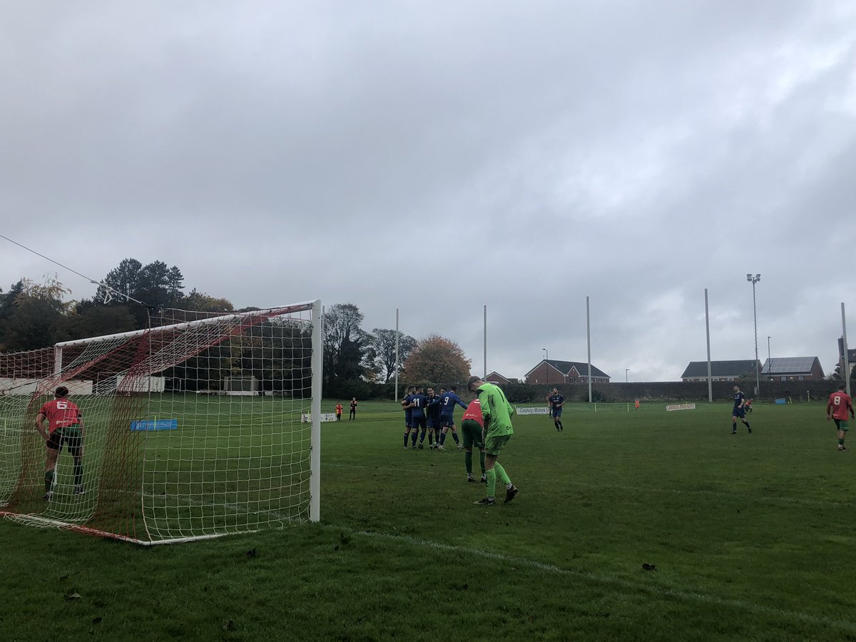 HallamFC1860's tweet photo. 45’ - GOAAALLL!!!

DeFalco gets a first half hat-trick! 

Another defensive mixup for the visitors is picked up by Buttle, he rounds the ‘keeper before DeFalco taps in to the empty net. 

3-0 to The Countrymen! 

#HallamFC https://t.co/yDadK3YujL