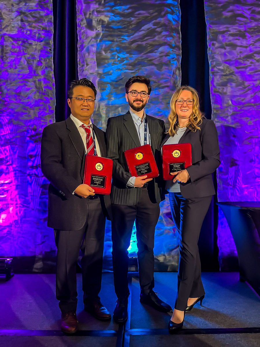 MiloRaslan's tweet photo. Thrilled to join an exceptional #Vascular2023 by @SCC_CCS 🌟

Top speakers,insights &amp; knowledge

I'm Honored to be Awarded

1- 🏆 @CANCARESociety @SCC_CCS Excellence in Cardiac Critical Care Research Award

2- 🥈 Finalist &amp; 2nd place winner CCTN/@CanHFSociety Reserach Competition https://t.co/foT276ArDd
