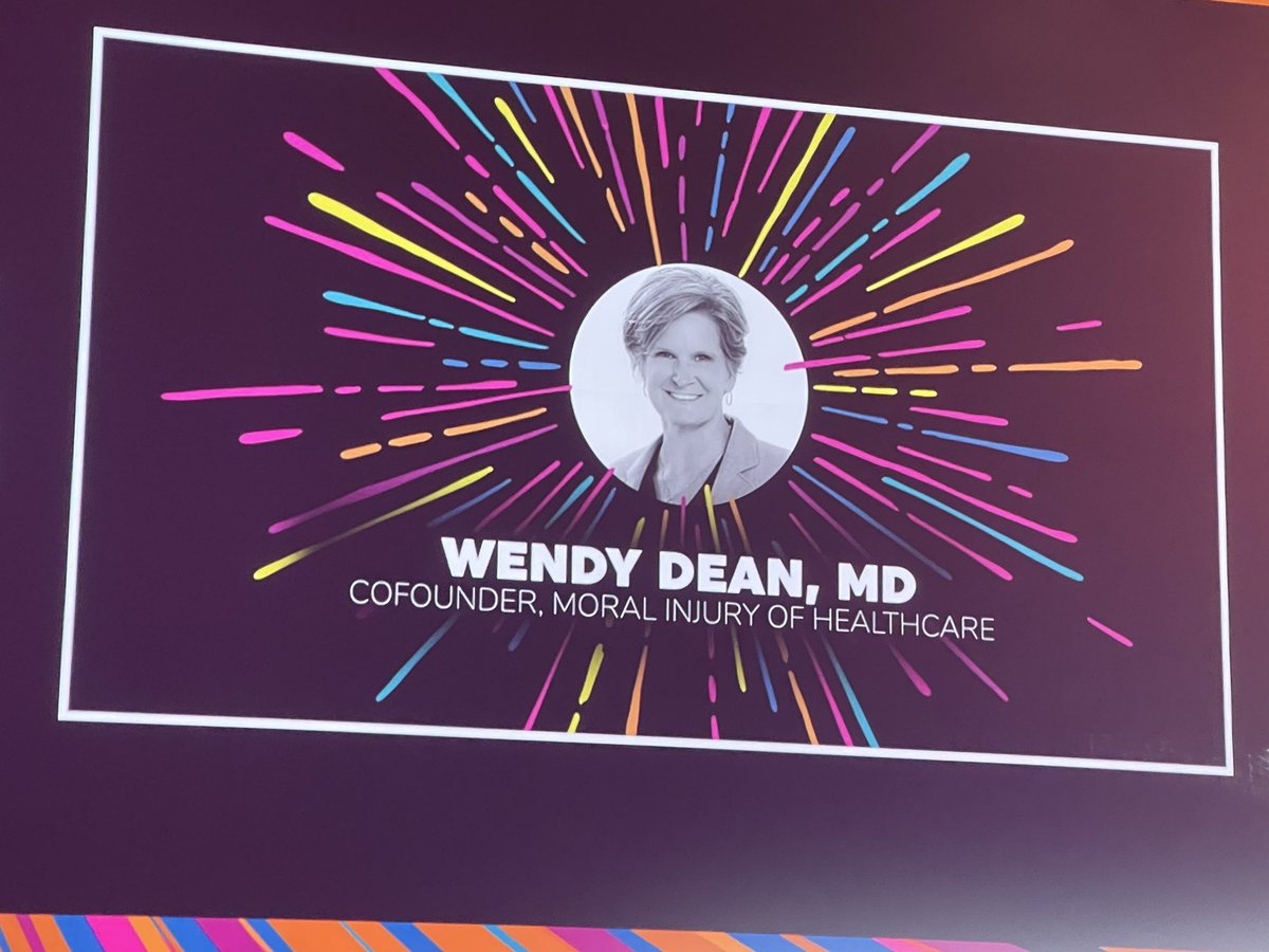 drmikesevilla's tweet image. #aafpfmx @WDeanMD takes the stage at @aafp FMX #FamilyMedicine