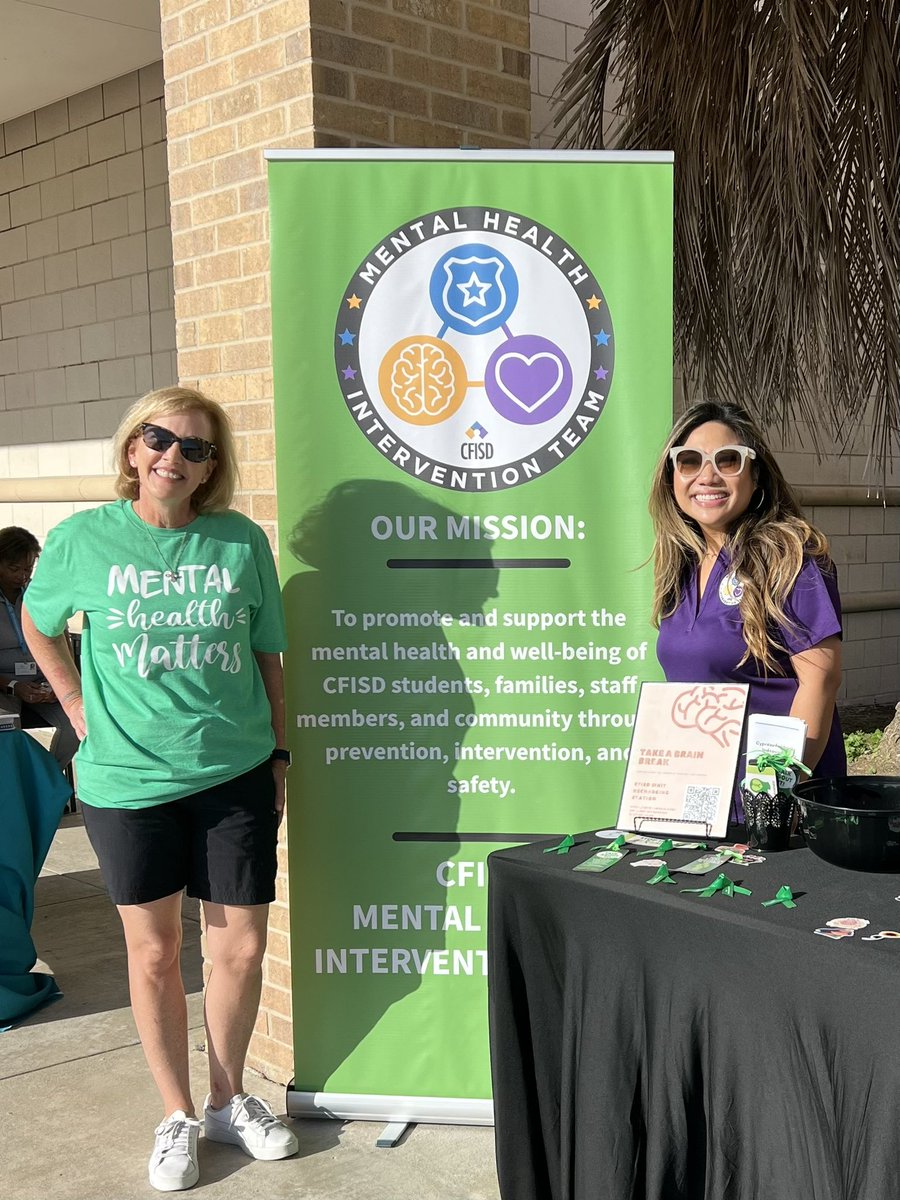 So proud of the student-led Mental Health Alliance at @JerseyVillageHS ! 💜💛Today is the 2nd annual Walk to raise awareness & share resources for mental health. Thank you to the @CFISDCounseling and @CFISDPDMHIT for all you do to support students, staff & families! 💚