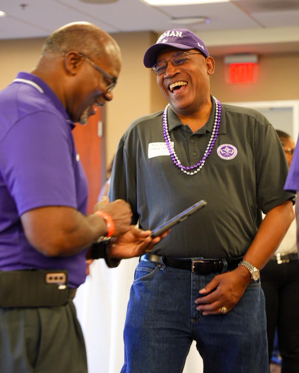 FurmanU's tweet photo. The Black Alumni Council and Out at Furman hosted breakfasts for alumni, faculty, staff and students to connect prior to the big game. What a great way to start the morning! #HomeAtFurman @Furman_Alumni https://t.co/6pSxMkbDTJ