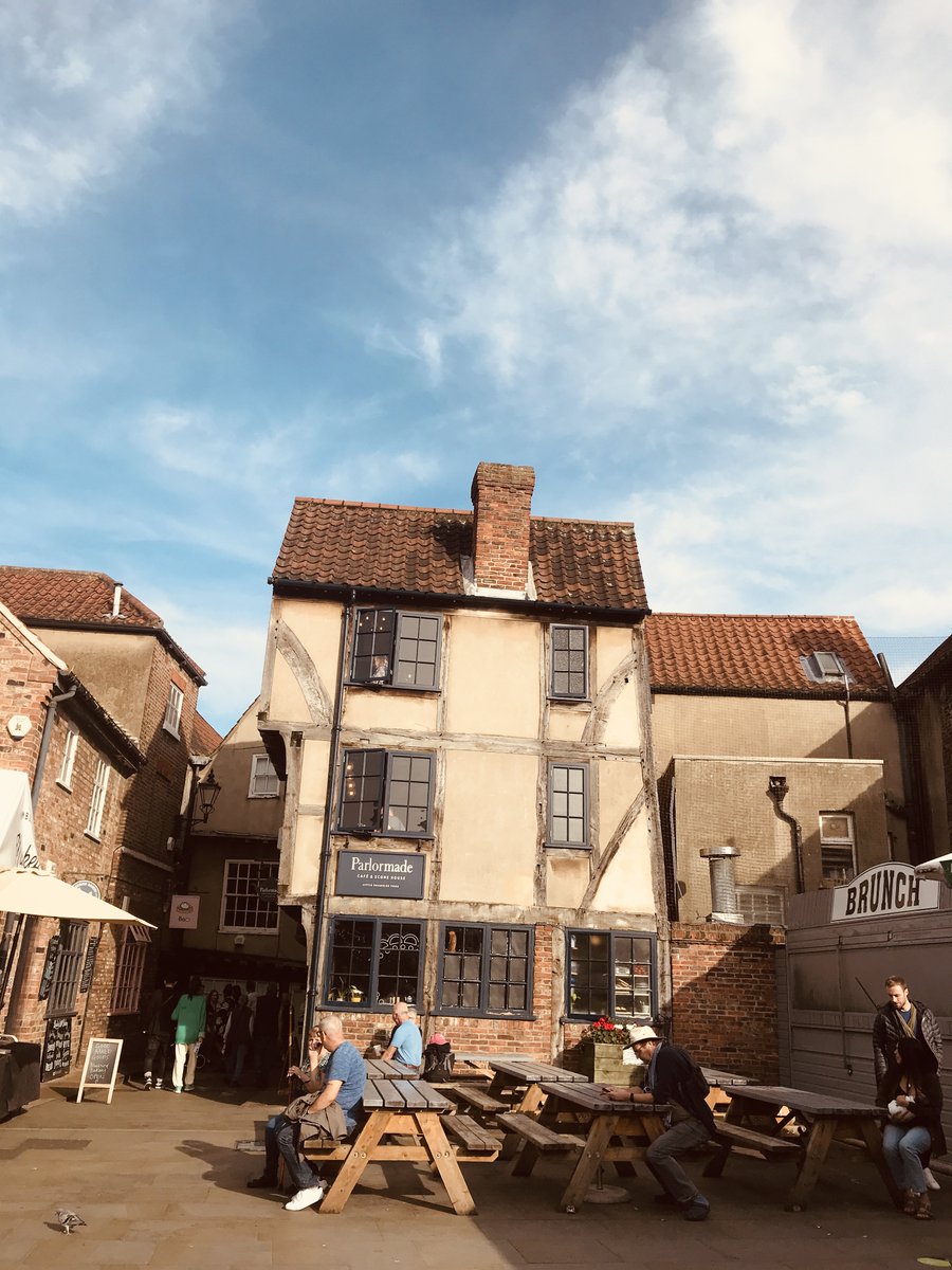 I open a Twitter account before departing the UK in order that I could continue to keep in touch with all the lovely people whom I have met in this amazing country in the previous five years. And I already miss York!