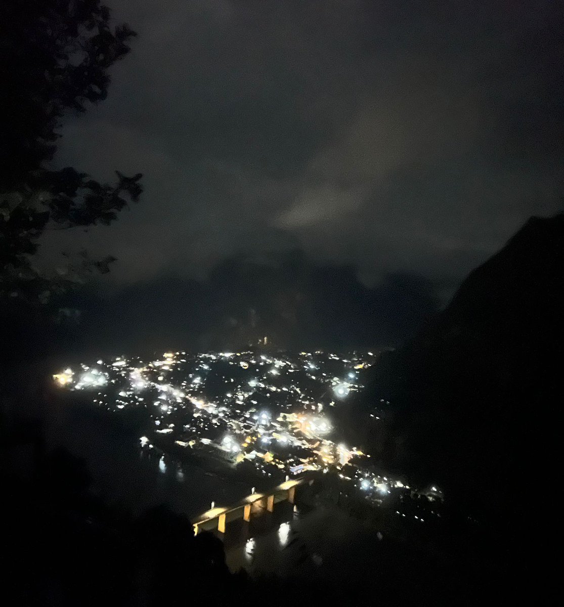 unicode2024's tweet photo. Camping Mouang Ngoi https://t.co/S5fMxKwl0u