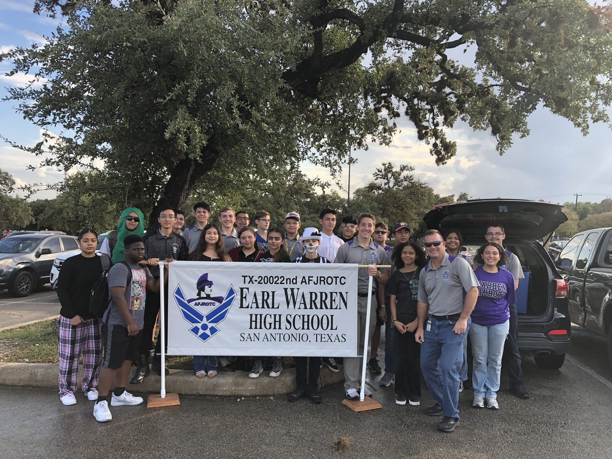 warrenafjrotc's tweet image. It was a busy Friday for the cadets of TX-20022; finished up supporting Warren’s Trunk-or-Treat. Always a great time having fun with theses kids!!! Thankfully the rain held off. #AFJROTC #TeamWarren @melg2005 @NISDWarren