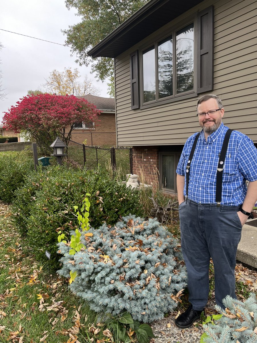 LRKSaurs's tweet image. Incoming @bsidespeoria! Making a fashionably late entrance from Macon County/ #DecaturIL. Sorry we missed the start, but can’t wait to finish strong. I’m bringing stickers and glow-in-the-dark unicorns. Love any excuse to celebrate the #Halloweekend #bsides @TBGCyber @drew_saurs