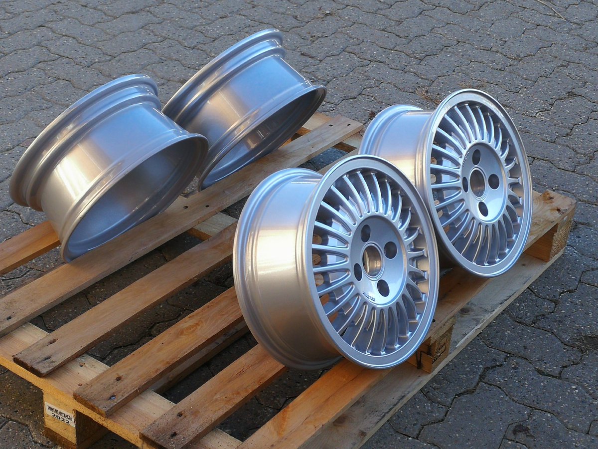 cerchiepoca's tweet photo. #Volkswagen 5.5x13 ET38 4x100 alloy wheels, for Volkswagen #Golf #GTI and other Volkswagen cars. The design replace original part number 321-601-025-G and is  powder coated in silver. The #wheels are tested and approved by TÜV/KBA (KBA 53287) and comply to the DOT regulations, https://t.co/gaOfezYvKW