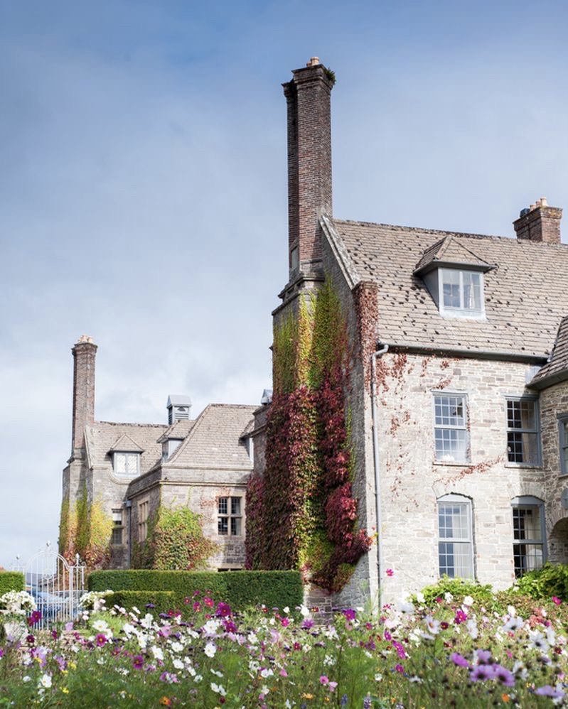 Location Works tweet media