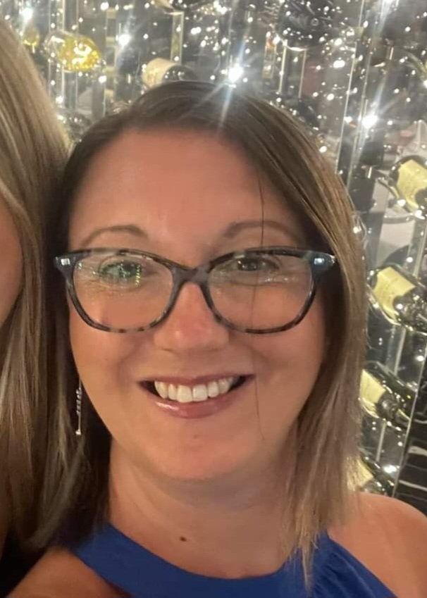 🔴Millmoor Juniors would like to wish a huge Happy birthday to our treasurer, Kate Ousley.

⚫️ Everyone at Millmoor appreciates all the hard work and effort you put into the club.

🔴Millmoor is a much better club for the work that you do.

🔴⚫️Enjoy your day Kate 🍻🎂