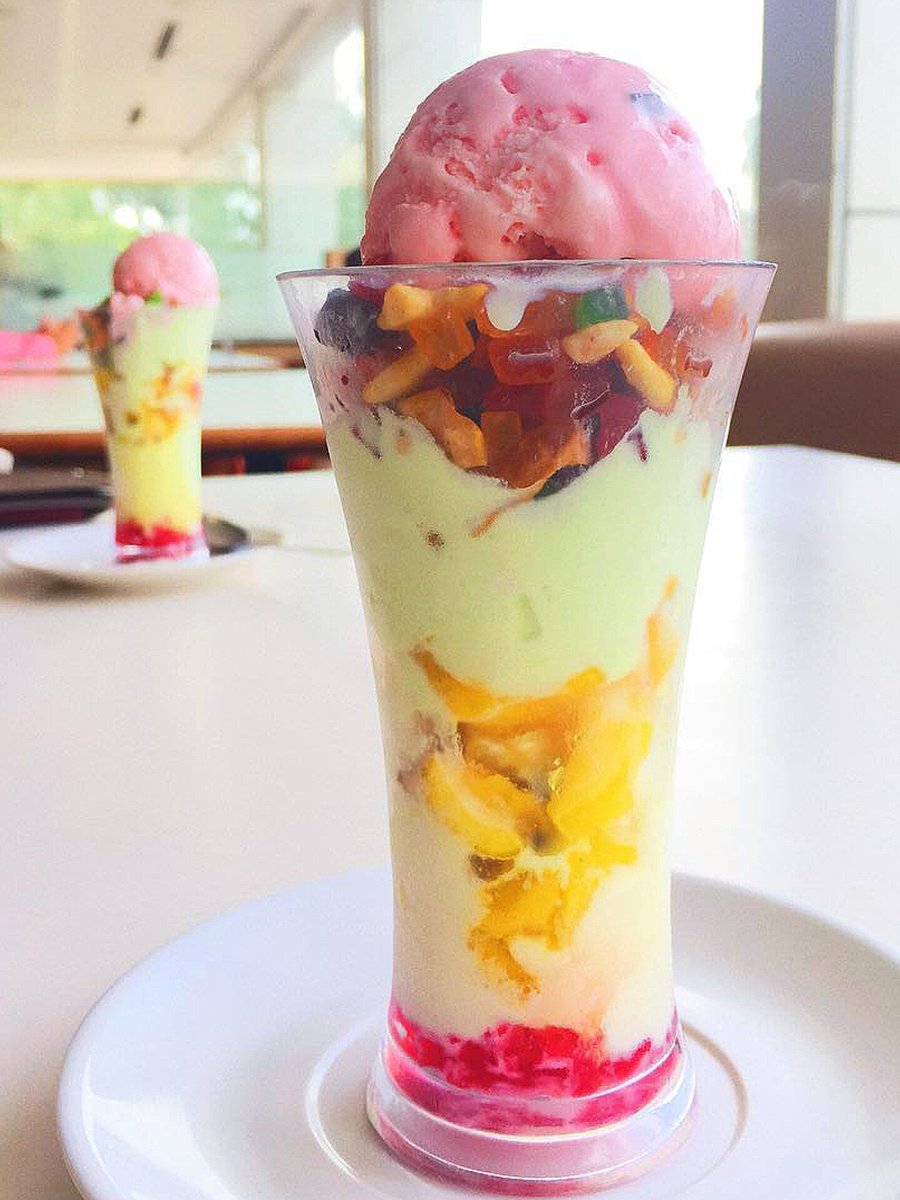 VisitUdupi's tweet photo. World famous creation from Udupi - Gudbud Icecream 🍨

📍Diana Restaurant, Udupi https://t.co/jIEfwXgj1B
