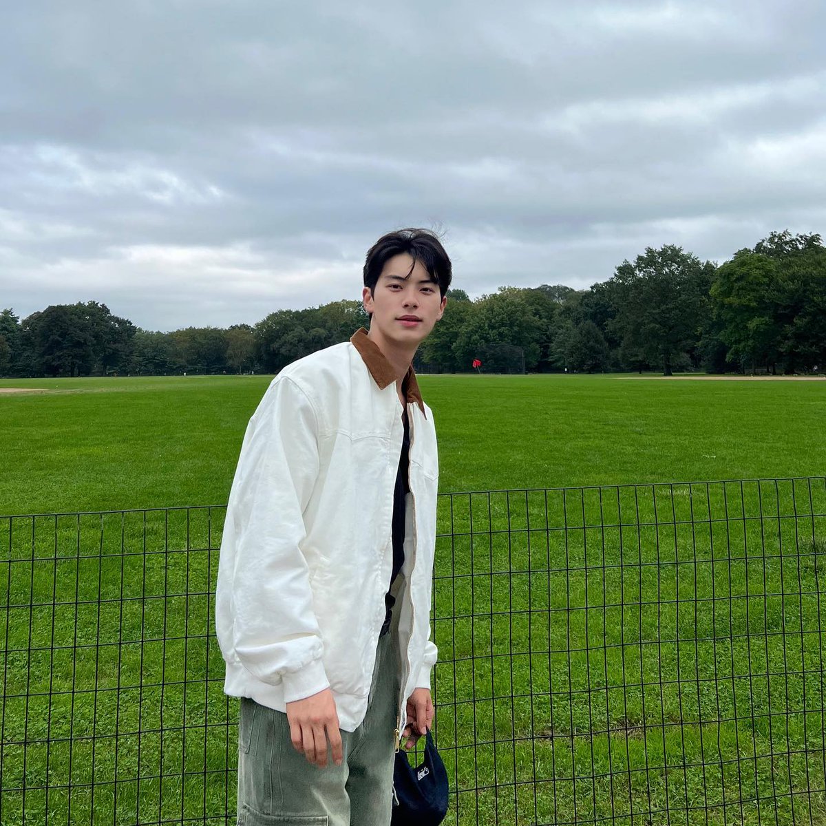 chamemin's tweet image. capturing moments of solitude and reflection. feeling the freedom and serenity of the great outdoors. Embrace the beauty of nature and let your spirit roam free.