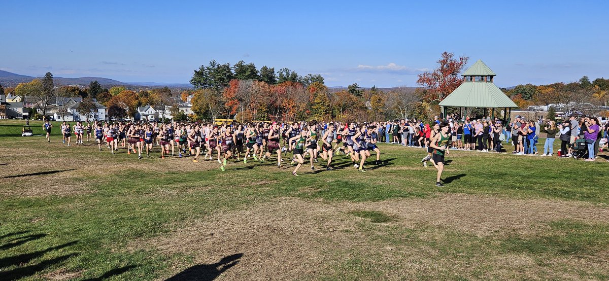 Congratulations to the 
SOUTH BOYS XC TEAM

Division 1 Champions