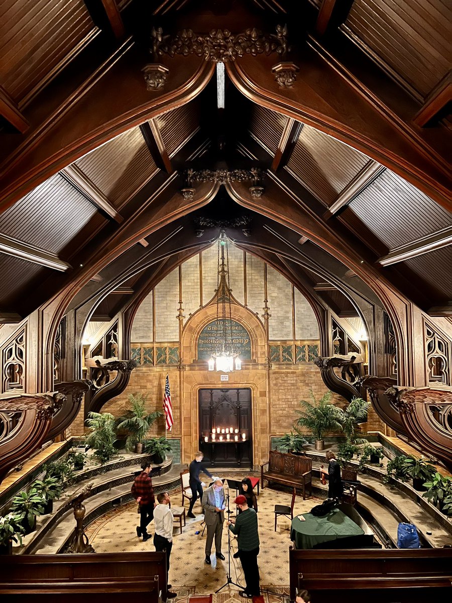 maxeschavez's tweet photo. Well, I got inside. What an unbelievably gorgeous space (and what a great venue for a night of eerie music performed by the newly formed Varo String Quartet!). https://t.co/hJRUVhXyhd