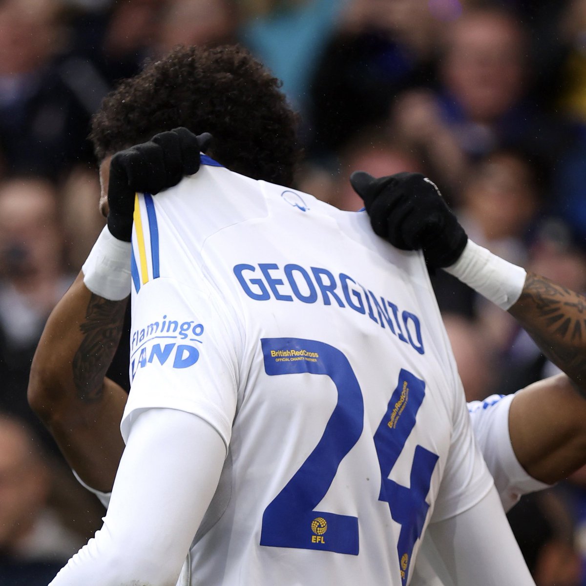 🔥 𝗥𝗲𝗺𝗲𝗺𝗯𝗲𝗿 𝘁𝗵𝗲 𝗻𝗮𝗺𝗲!
#LUFC x <a href="/georgi_hrt/">Georginio rutter</a>