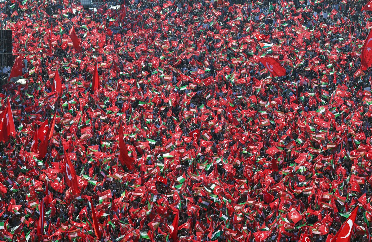 Biz “adil bir barışın kaybedeni olmayacağına” olan samimi inancımızla hareket ediyoruz.

Muhataplarımızı da aynı anlayış etrafında buluşmaya çağırıyoruz. #United4Palestine