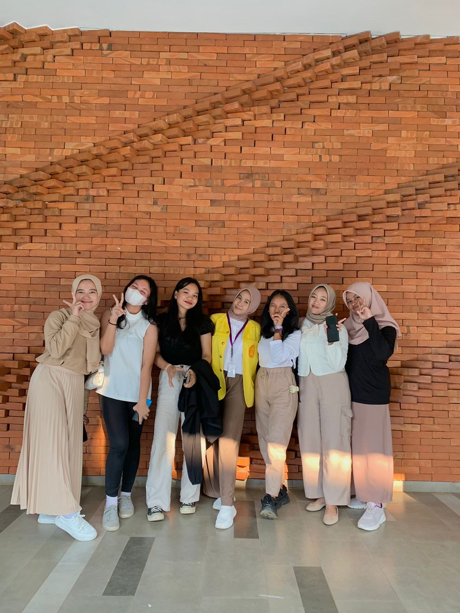 ayiihere's tweet image. ebew banget pokoknya 
#fisipui #fisipgo #fisipgo2023 #ui