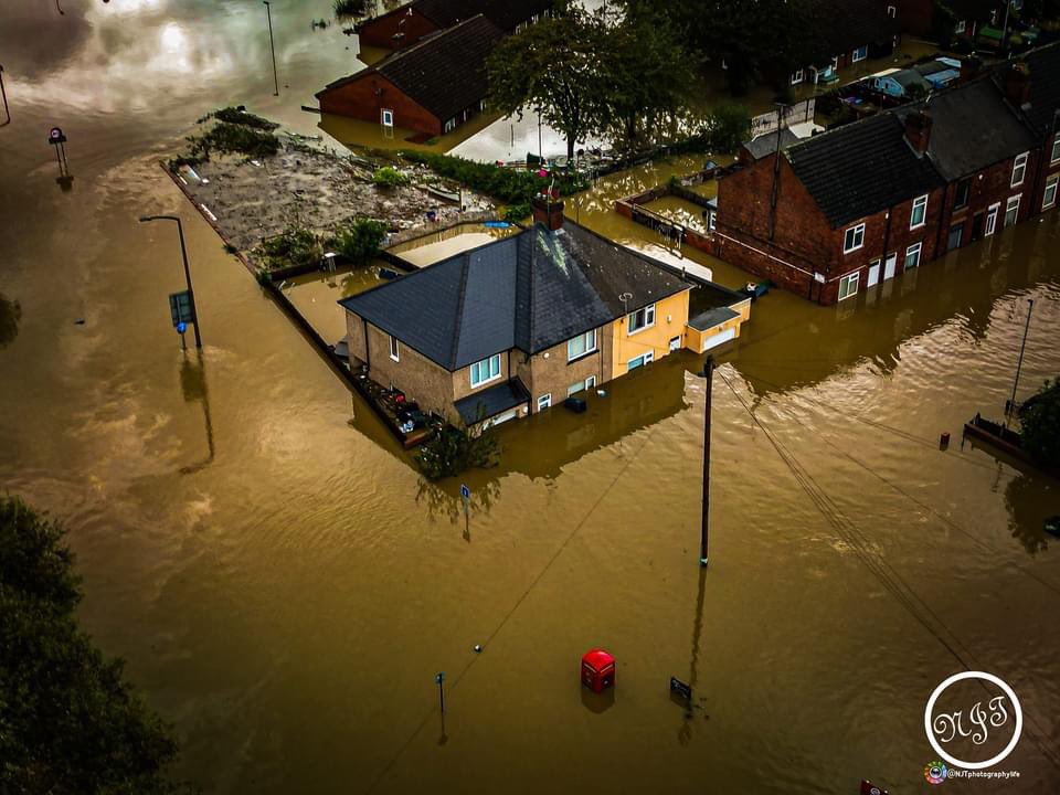 thesteelview's tweet photo. “It happened in 2007, it happened in 2019, and now it’s happening again.”
Reverend Chris Nutall has set up a GoFundMe to help give #Treeton the same support as #Catcliffe, as both villages begin to rebuild following #StormBabet .
https://t.co/E1Q0N4AudF https://t.co/fPf87aM5vB