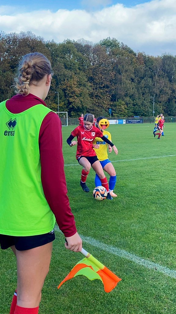 210 mile round trip for out first league away game in the JPL this season!  Frustrating game at times but they  managed to scrape a draw in the last few minutes! We go again next week! LB and LW for  Els today!