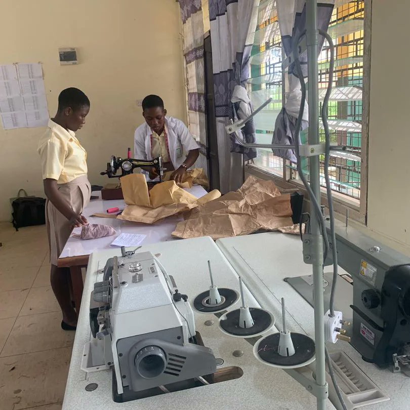 tti_official1's tweet image. Fashion designers @ work #practicalTime #fashiondepartment
🧥🥼👚👕👖🥻👘👔

📸Media Team