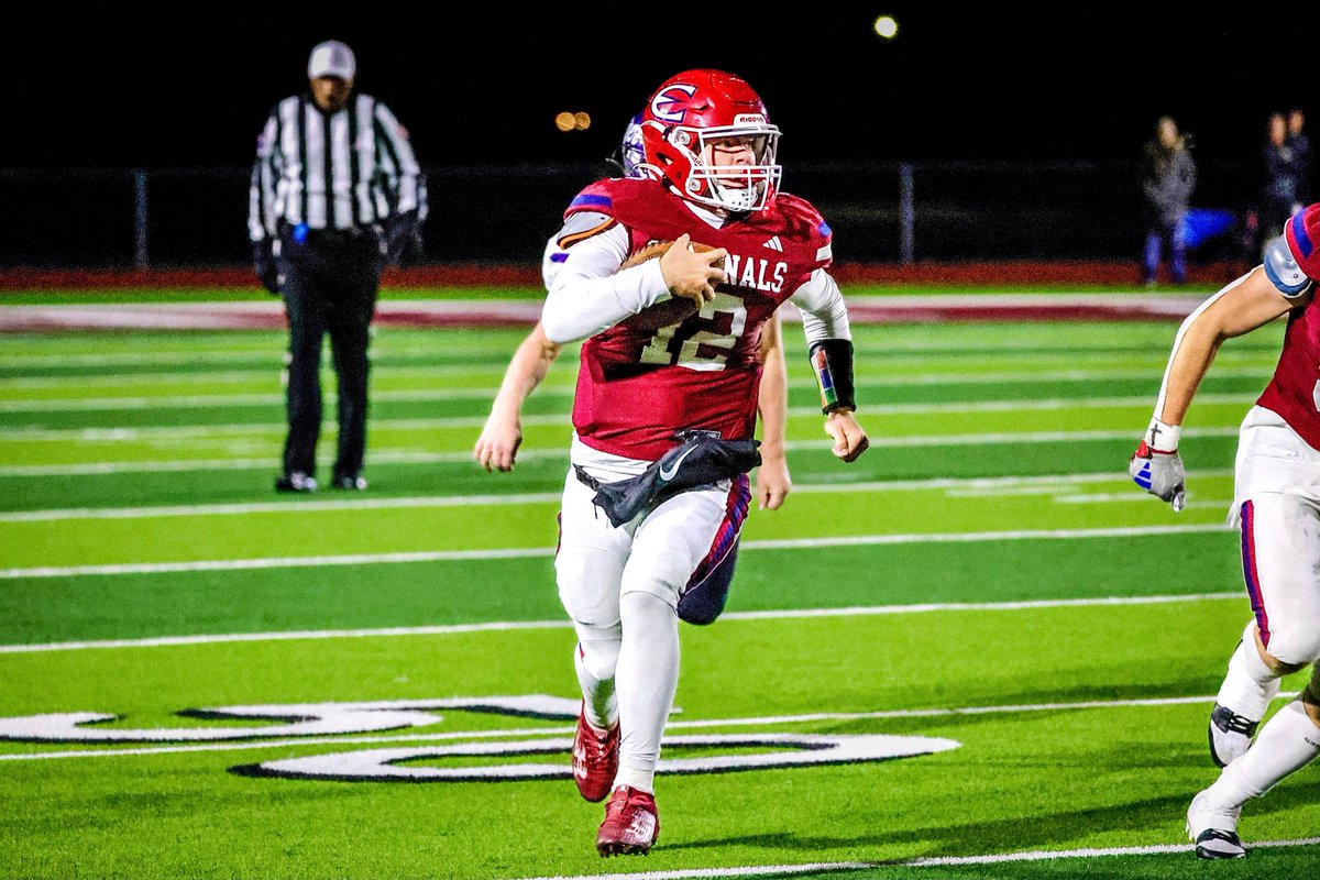 Playoff coverage for <a href="/810varsity/">810 Varsity</a> …
congrats to <a href="/EudoraHS/">Eudora H.S. Athletic</a> as they defeat <a href="/PiperPirates/">Piper Athletics & Activities</a> 28-14 in first round of KS 4A playoffs! 

Picts here:  bayscreek.photoshelter.com/gallery/2023-1…