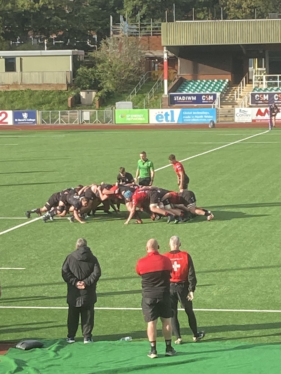 GJilmour's tweet image. Excellent win and effort from the whole @RGCNews squad! Thoroughly deserved 33-28 bonus point win against Aberavon RFC. #Gogs