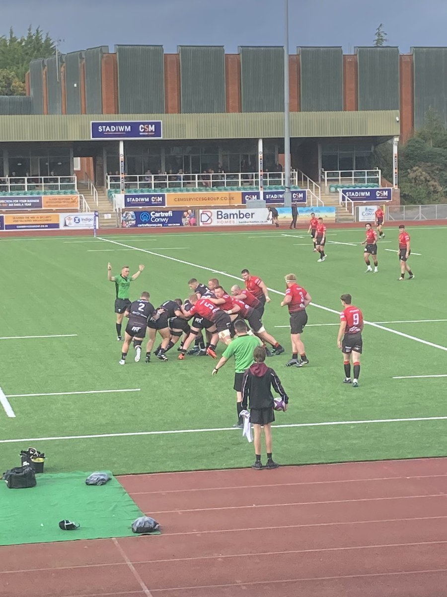 GJilmour's tweet image. Excellent win and effort from the whole @RGCNews squad! Thoroughly deserved 33-28 bonus point win against Aberavon RFC. #Gogs