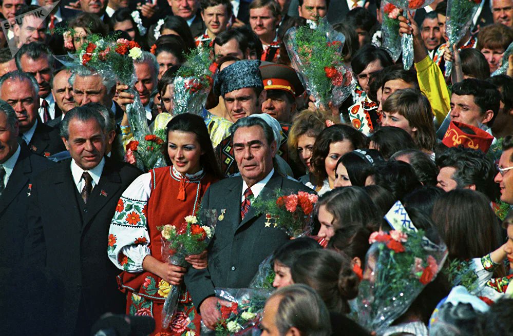 Leonid Brezhnev meets the people during celebrations of the 50th anniversary of the Moldavian SSR and the Moldavian Communist Party. 17 July 1974