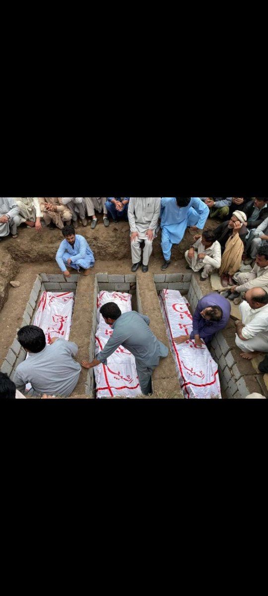 PrinceyGohar's tweet photo. دو قومی نظریہ ؛
مظلومین فلسطین کے ساتھ  اظہار یک جہتی ! 
اور مظلومین پارا چنار پر مکمل خاموشی ؛
#المنافقون 
#SaveParachinar 
#SecureTheKurram #SaveParachinar 
#SecureTheKurram https://t.co/MGsXsWrWf9